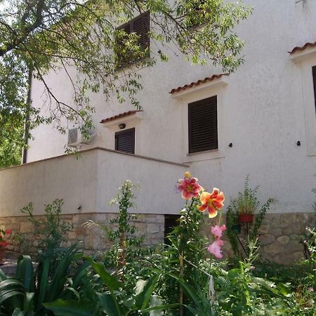 Apartman Dino Tar-Vabriga Ngoại thất bức ảnh