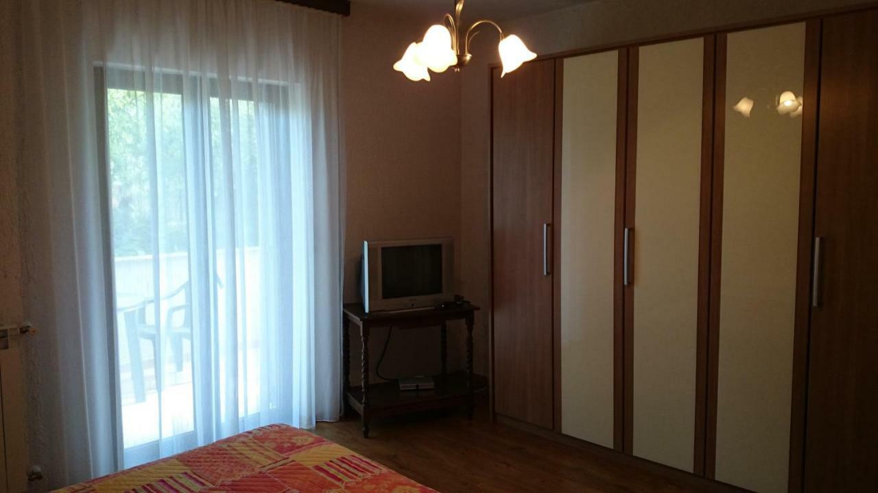Apartman Dino Tar-Vabriga Ngoại thất bức ảnh